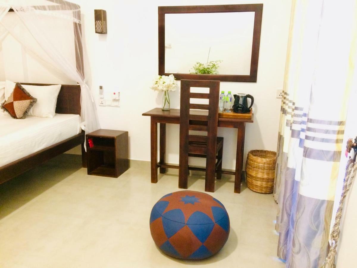Tropicana Home Stay Аругам Экстерьер фото